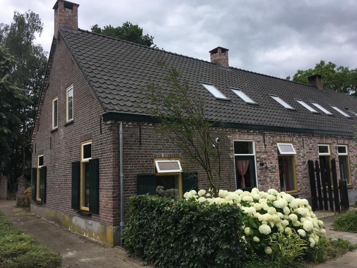Vakantiehuis In Het Voorhuis Dommelen المظهر الخارجي الصورة