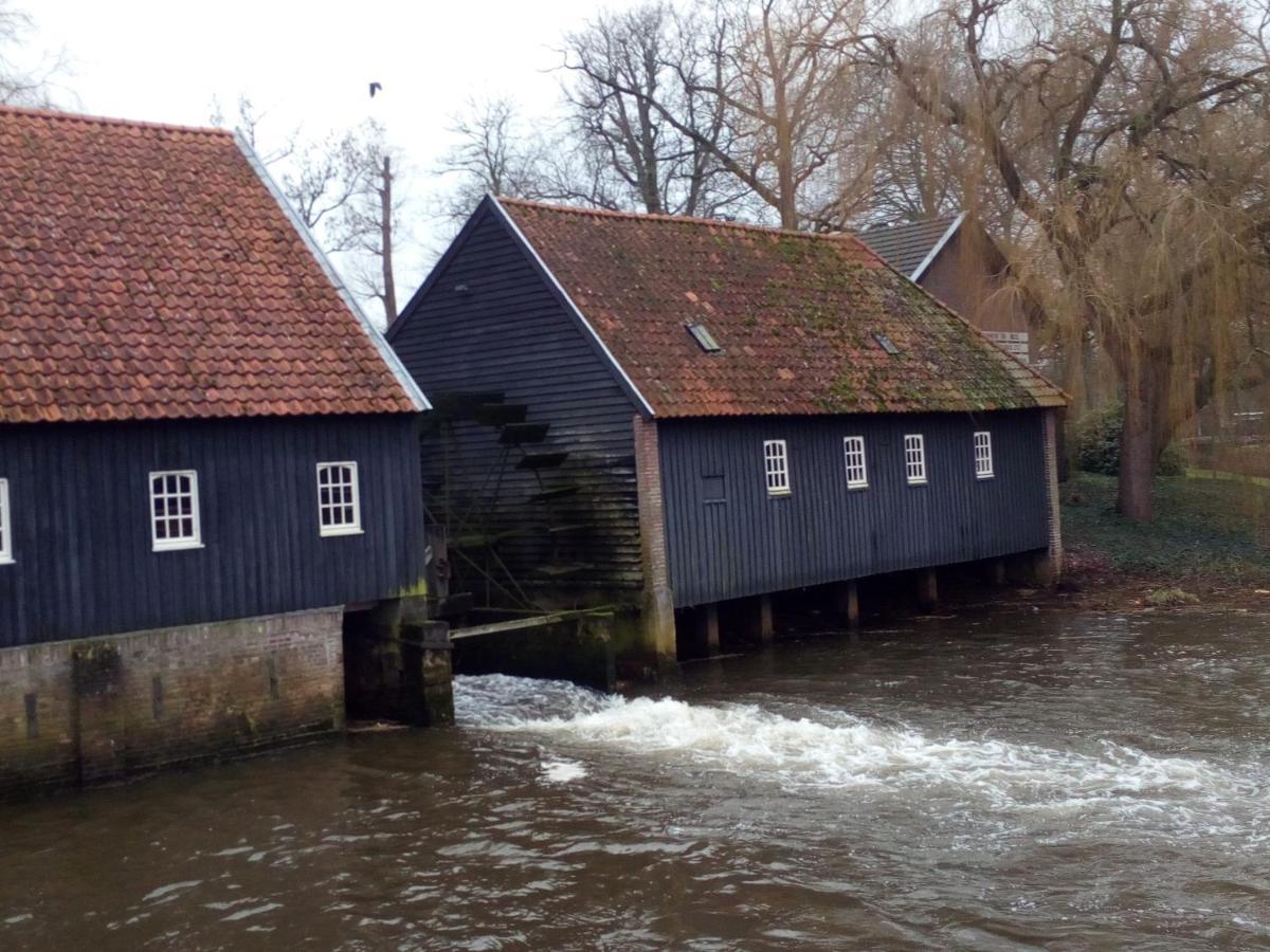 Vakantiehuis In Het Voorhuis Dommelen المظهر الخارجي الصورة