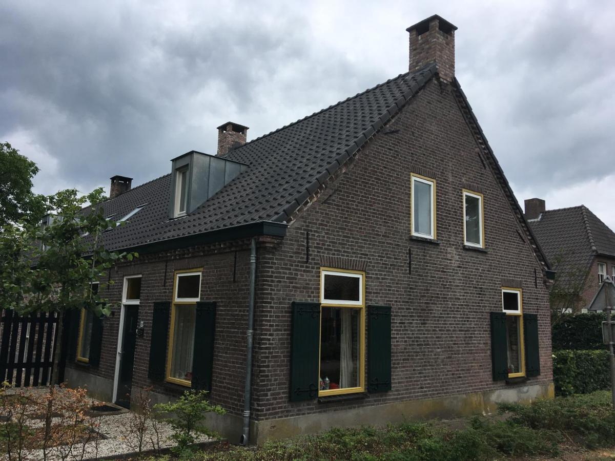 Vakantiehuis In Het Voorhuis Dommelen المظهر الخارجي الصورة
